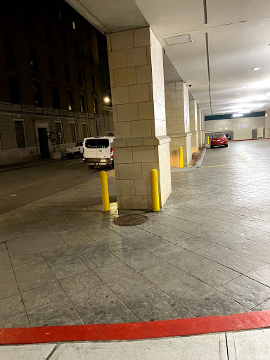 Bakery «Krispy Kreme Doughnuts», reviews and photos, 511 Moosic St, Scranton, PA 18505, USA