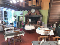 Atmosphère du Restaurant français Le Vieux Chaudron à Ormoy-la-Rivière - n°4