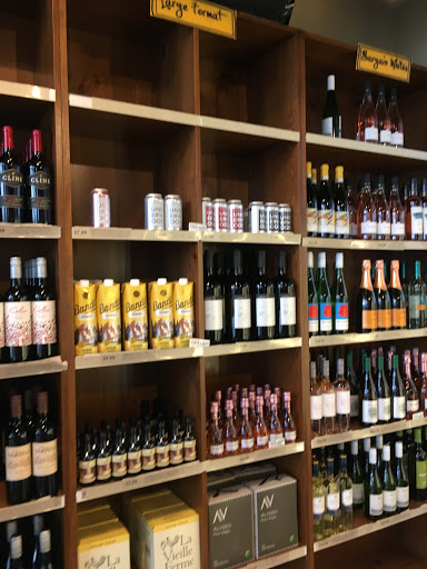 Wine Store «Bin 201», reviews and photos, 201 Harker Pl, Annapolis, MD 21401, USA