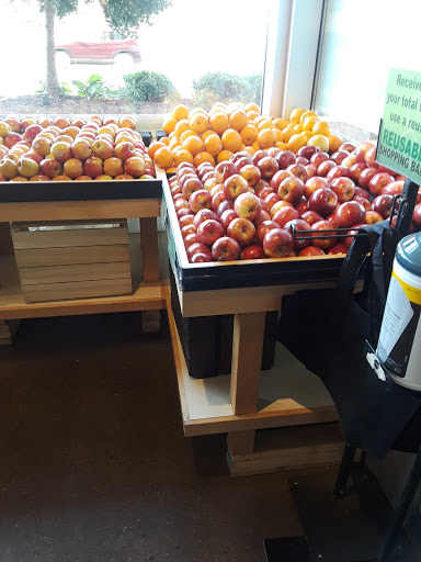 Supermarket «Fresh Madison Market», reviews and photos, 703 University Ave, Madison, WI 53715, USA