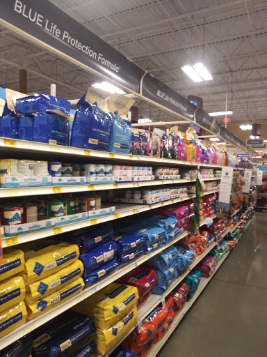 Pet Supply Store «PetSmart», reviews and photos, 271 University Ave, Westwood, MA 02090, USA