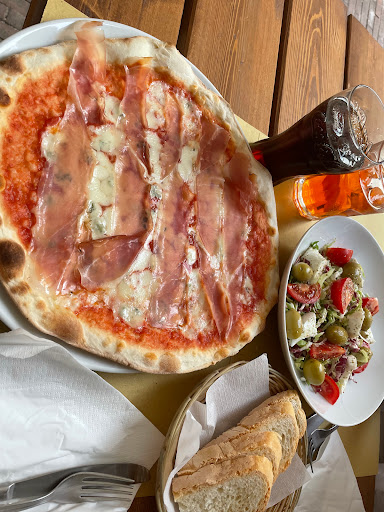 Ristorante Pizzeria Otello in Assisi, Provincia di Perugia