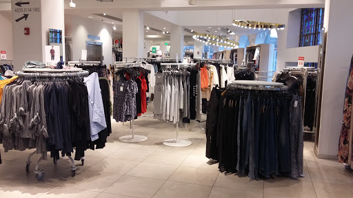 Clothing Store «H&M», reviews and photos, 2 S 69th St, Upper Darby, PA 19082, USA