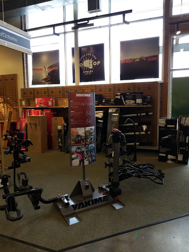 Camping Store «REI», reviews and photos, 279 Salem St, Reading, MA 01867, USA