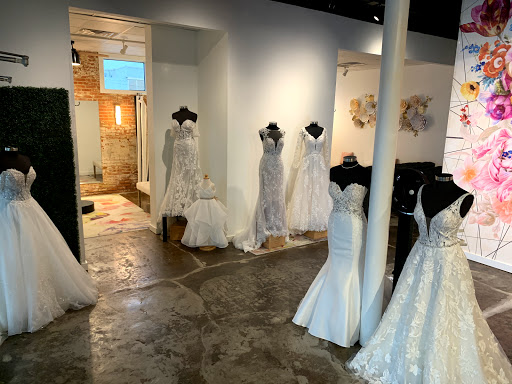 Bridal Shop «Bliss Bridal Salon», reviews and photos, 6501 E Lancaster Ave, Fort Worth, TX 76112, USA