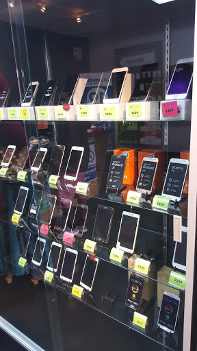 Cell Phone Store «iCell Wireless, Boost Mobile», reviews and photos, 257 3300 S, Salt Lake City, UT 84115, USA