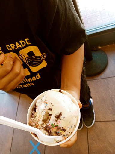 Ice Cream Shop «Cold Stone Creamery», reviews and photos, 1 Levee Way #2104, Newport, KY 41071, USA