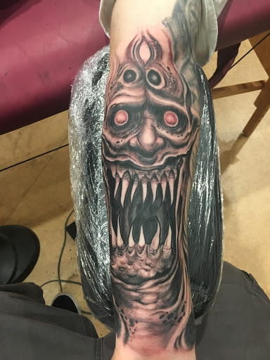 Tattoo Shop «American Iron Tattoo Company», reviews and photos, 13210 Paramount Blvd, South Gate, CA 90280, USA