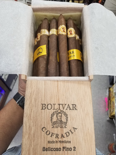 Wine Store «Middletown Fine Wine & Spirits», reviews and photos, 721 S Breiel Blvd, Middletown, OH 45044, USA