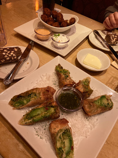 Restaurant «The Cheesecake Factory», reviews and photos, 401 Bellevue Way NE, Bellevue, WA 98004, USA