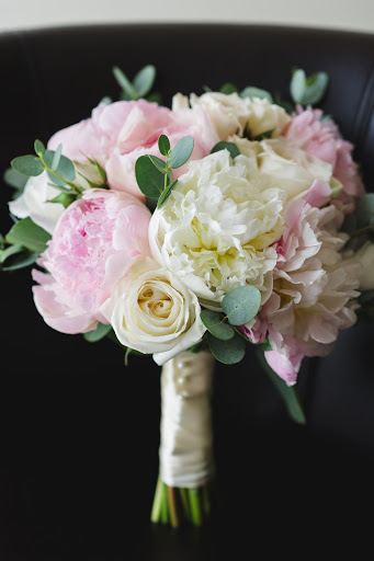 Florist «Lake Zurich Florist», reviews and photos, 34 E Main St, Lake Zurich, IL 60047, USA