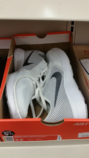 Shoe Store «Shoe Carnival», reviews and photos, 13094 Cortez Blvd, Brooksville, FL 34613, USA