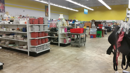 Thrift Store «Goodwill Central Texas - Oak Hill Store», reviews and photos