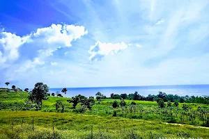 Pantai Tebing Samboja image