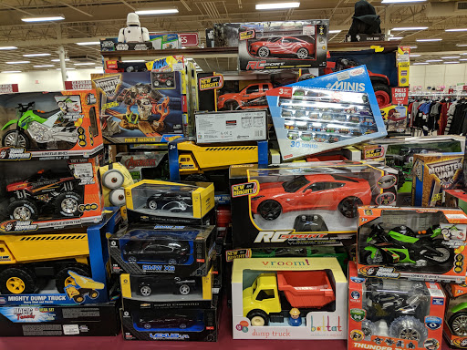 Clothing Store «Burlington Coat Factory», reviews and photos, 500 E Aurora Rd, Macedonia, OH 44056, USA