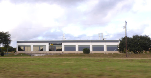 Auto Body Shop «Continental Collision Georgetown», reviews and photos, 912 Rockmoor Dr, Georgetown, TX 78628, USA