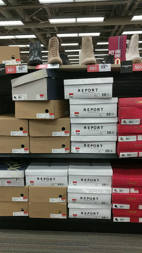 Shoe Store «Off Broadway Shoe Warehouse», reviews and photos, 125 Great Mall Dr, Milpitas, CA 95035, USA