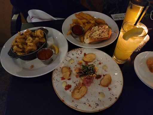 Winery «City Vineyard», reviews and photos, 233 West St, New York, NY 10013, USA