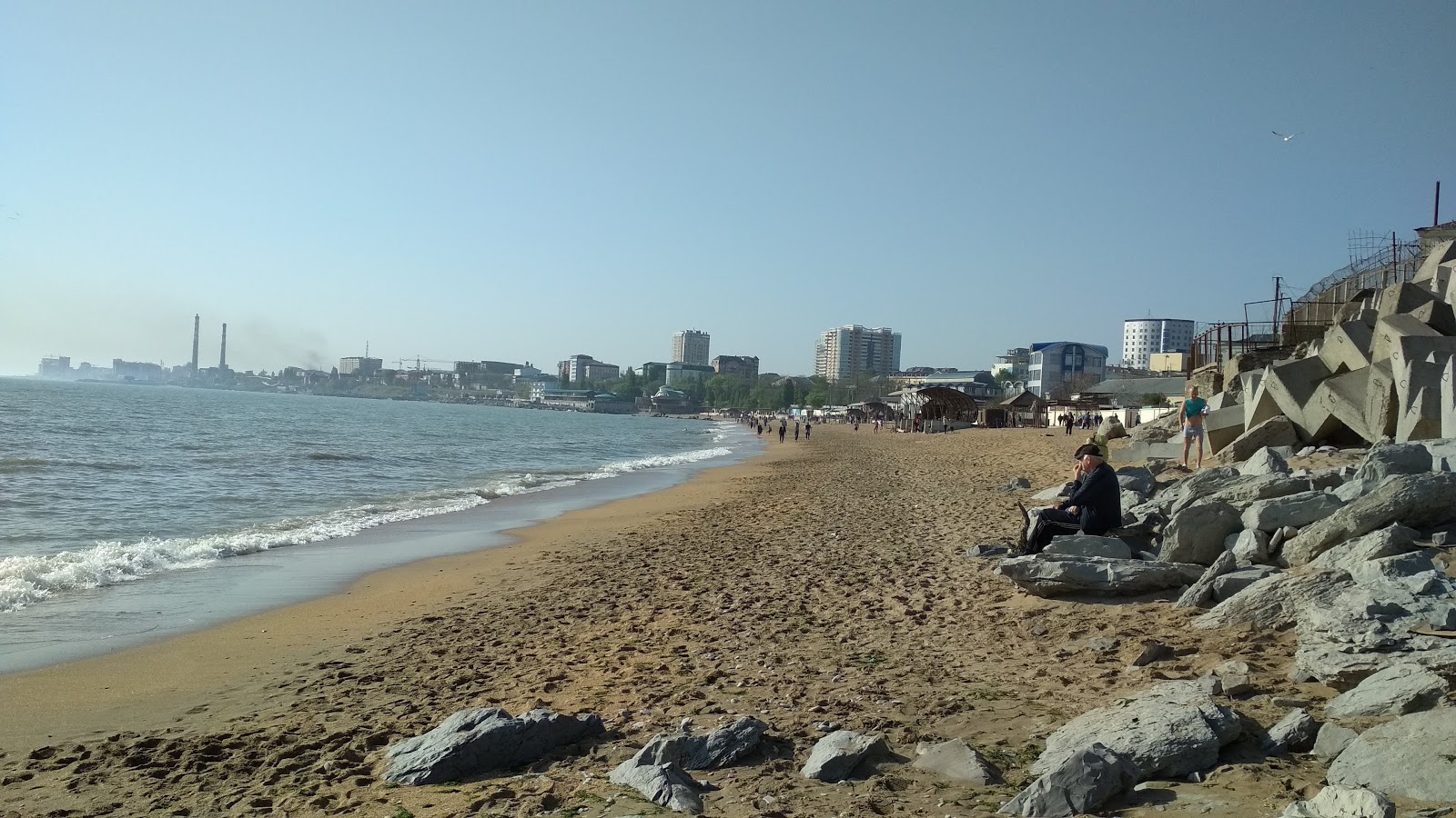 Φωτογραφία του Novochurtakh Beach και η εγκατάσταση