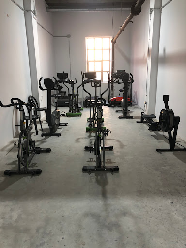 Gimnasio LA FÀBRICA en Almoines, Valencia