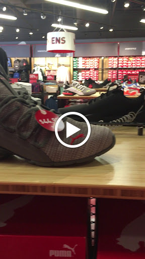 Shoe Store «PUMA», reviews and photos, 1650 Premium Outlet Blvd #333, Aurora, IL 60502, USA