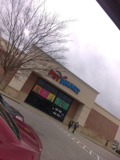Pet Supply Store «PetSmart», reviews and photos, 2718 Legends Pkwy, Prattville, AL 36066, USA