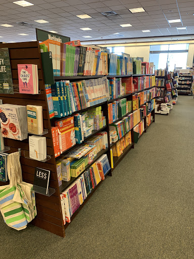Barnes & Noble image