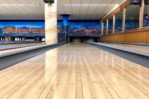 City Bowling image
