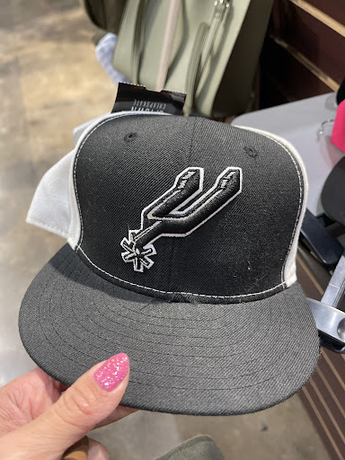 Used Clothing Store «Uptown Cheapskate», reviews and photos, 11255 Huebner Rd #205, San Antonio, TX 78230, USA