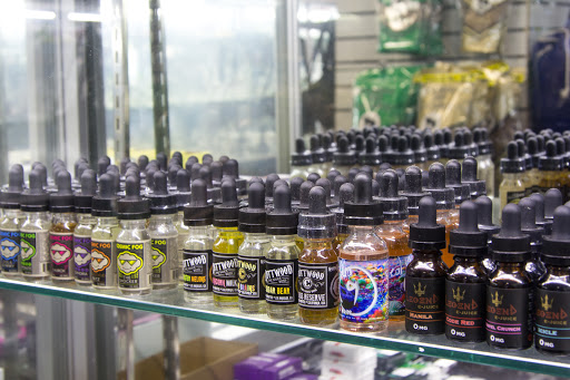 Tobacco Shop «All in One Smoke Shop», reviews and photos, 1053 W Granville Ave, Chicago, IL 60660, USA