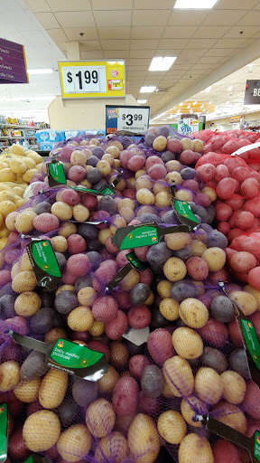 Grocery Store «Stop & Shop», reviews and photos, 540 Squire Rd, Revere, MA 02151, USA