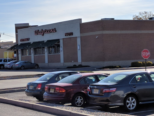 Drug Store «Walgreens», reviews and photos, 833 Roosevelt Ave, Carteret, NJ 07008, USA