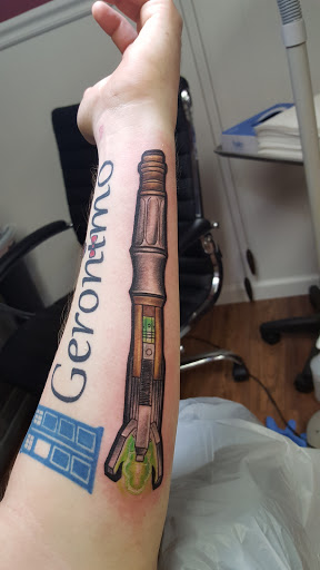 Tattoo Shop «Square City Tattoo», reviews and photos, 129 Main St C, Chardon, OH 44024, USA