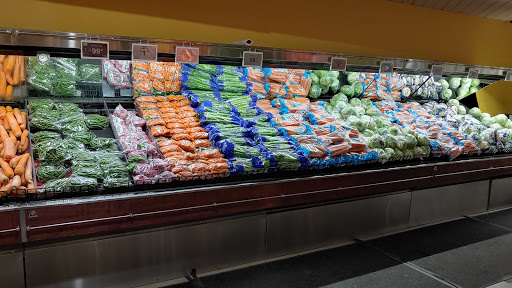 Supermarket «Cermak Fresh Produce», reviews and photos, 4000 W Diversey Ave, Chicago, IL 60639, USA