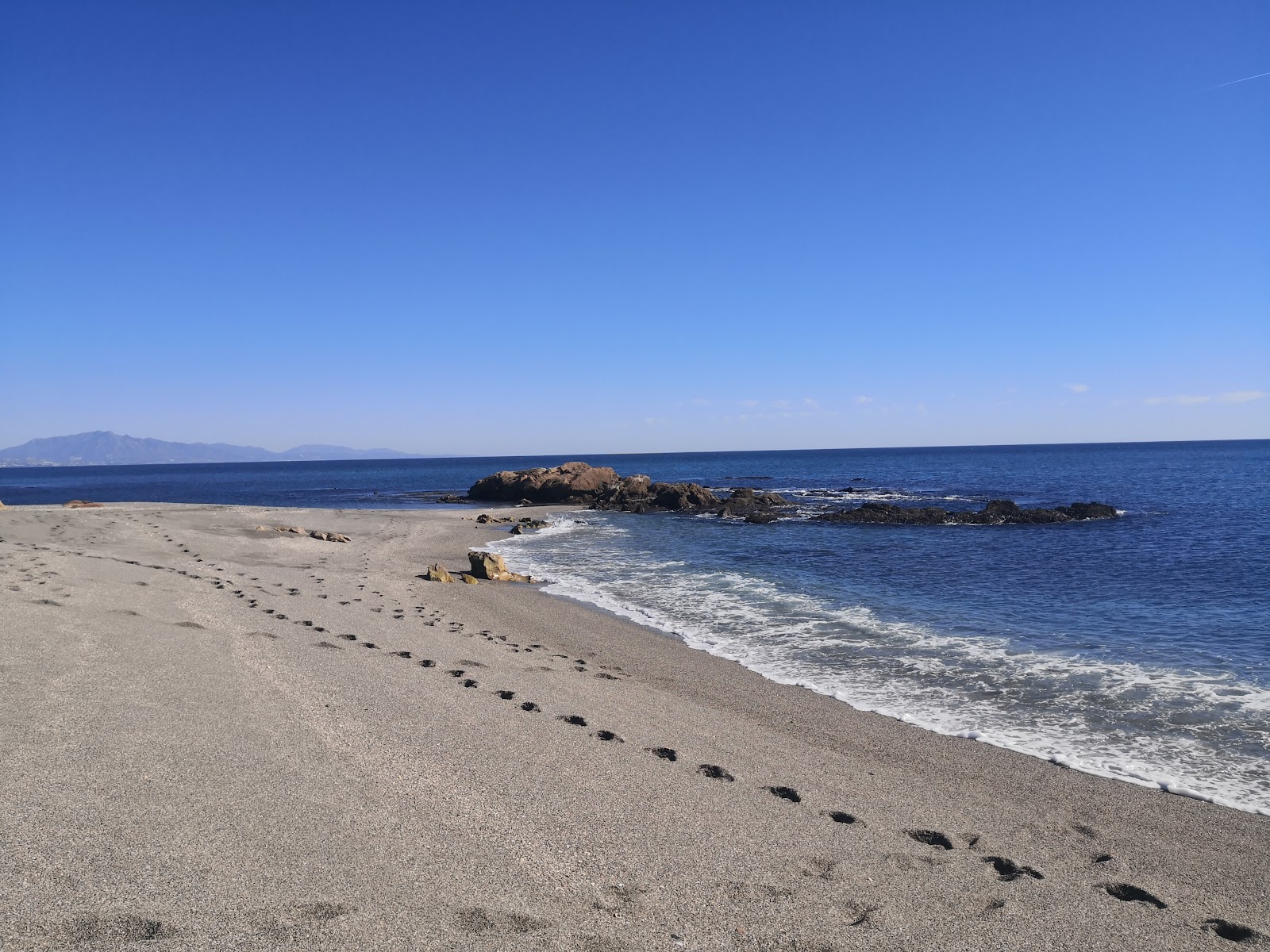 Photo de Playa Aldea - endroit populaire parmi les connaisseurs de la détente