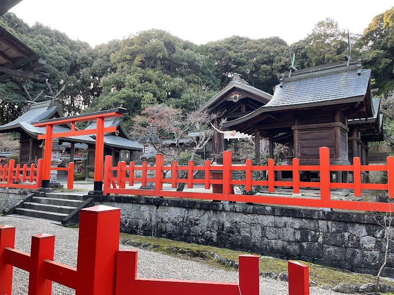 龍田大社 右本殿（国御柱大神）