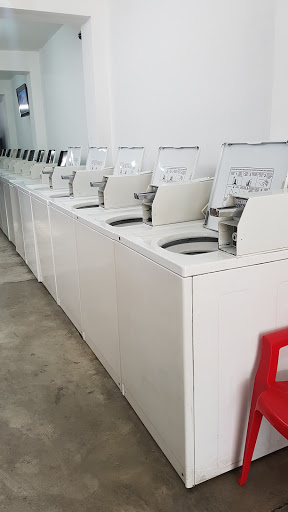 Lavanderia Point Laundry