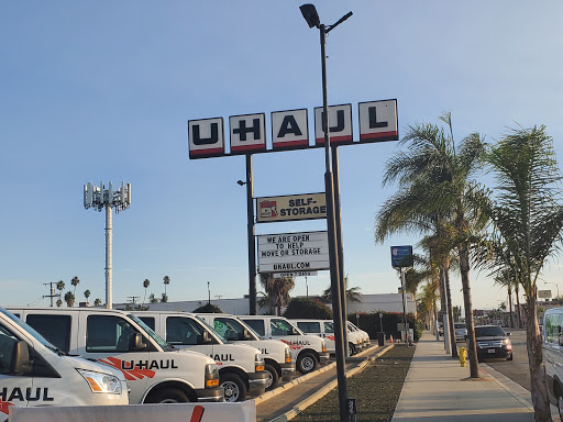 Truck Rental Agency «U-Haul Moving & Storage of Inglewood», reviews and photos, 964 South La Brea Ave, Inglewood, CA 90301, USA
