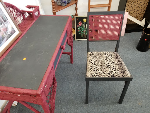 Thrift Store «The Mission Thrift Store», reviews and photos, 653 Carlyle Ave a, Belleville, IL 62221, USA