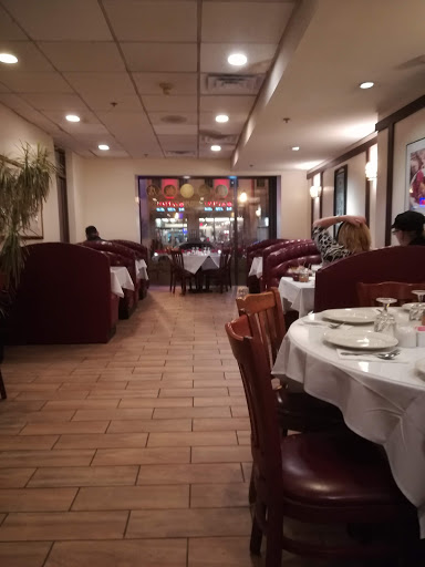 Shopping Mall «Gallery Place», reviews and photos, 616 H St NW, Washington, DC 20001, USA