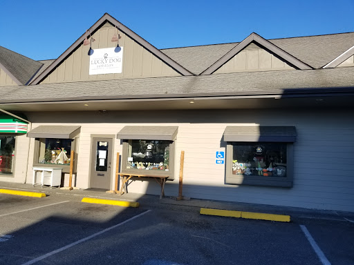 Pet Supply Store «Lucky Dog Outfitters», reviews and photos, 3411 6th Ave, Tacoma, WA 98406, USA
