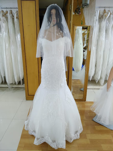 Lasa wedding gown