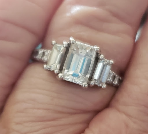 Jeweler «Watch & Jewelry Exchange of Tysons», reviews and photos, 8150 Leesburg Pike # A3, Vienna, VA 22182, USA