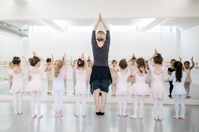 Dance Area Geneva - Tanzschule