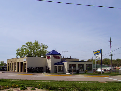 Tire Shop «Auto Tech», reviews and photos, 4005 W Elm St, McHenry, IL 60050, USA