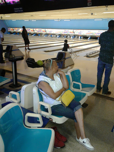 Bowling Alley «Manor Bowl», reviews and photos, 887 Manor Blvd, San Leandro, CA 94579, USA