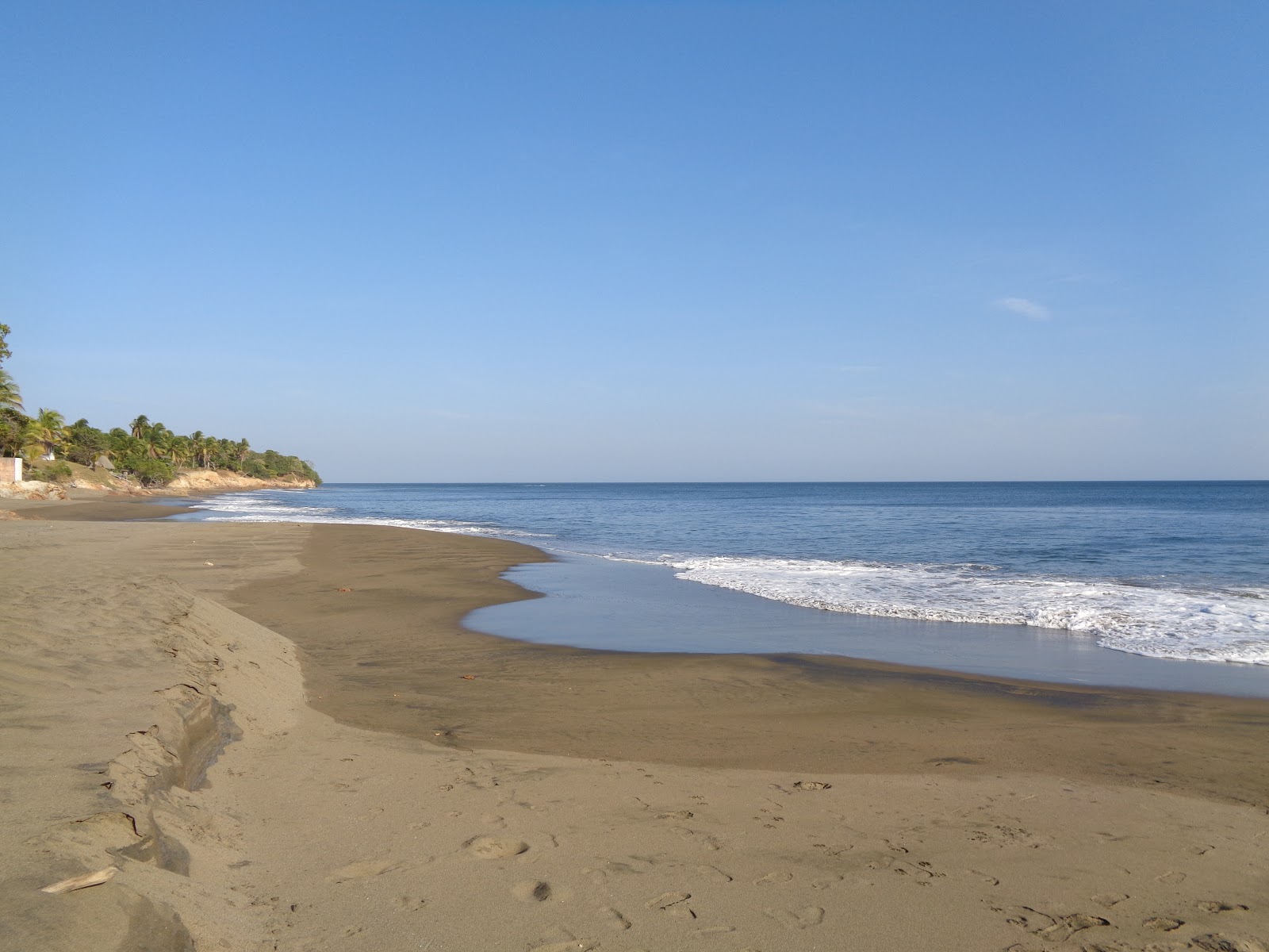 Foto von Destiladeros Beach mit sehr sauber Sauberkeitsgrad