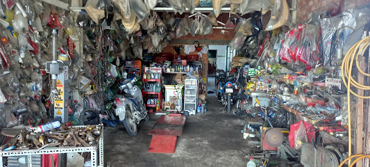 Cửa hàng sửa chữa xe máy