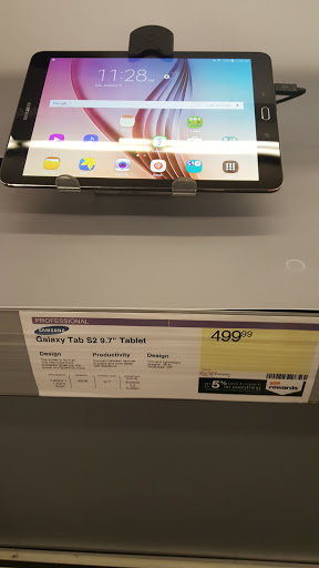 Office Supply Store «Staples», reviews and photos, 757 Gallivan Blvd, Dorchester, MA 02122, USA