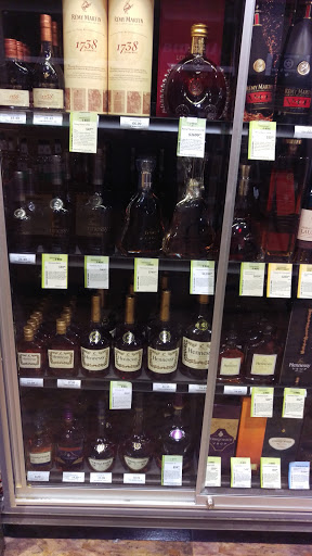 Wine Store «Total Wine & More», reviews and photos, 981 W Interstate 20, Arlington, TX 76017, USA